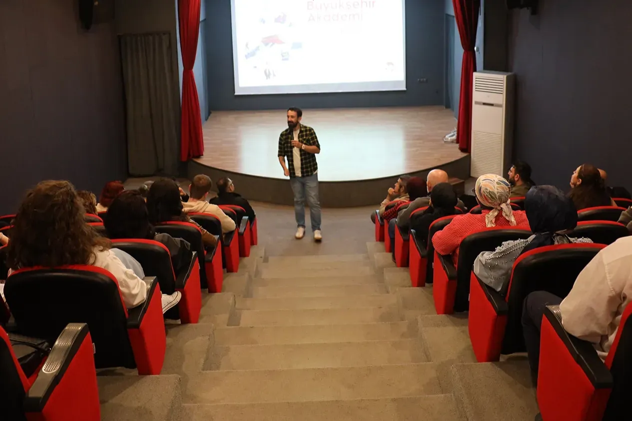 Sakarya Büyükşehir Akademi