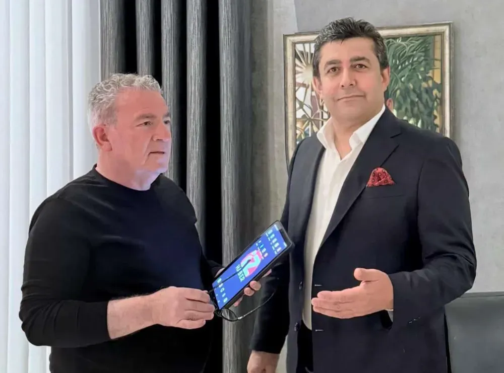 Çetin Ay  GÖNÜL DİPLOMASİSİ VE BİR TÜRK VİCDANI