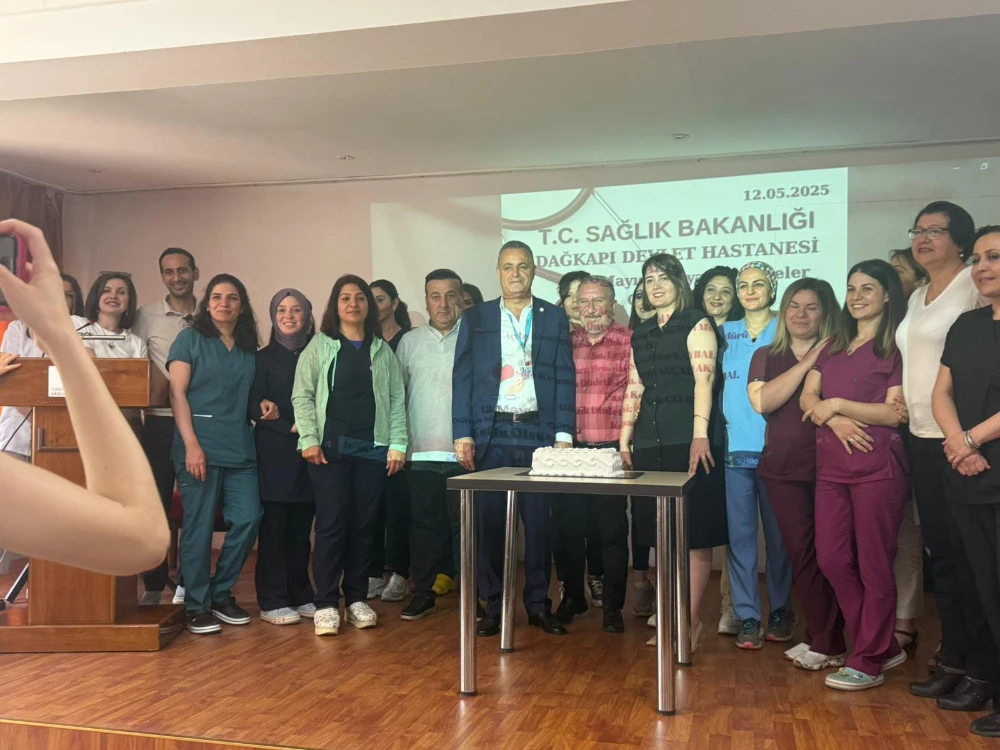 Dağkapı Devlet hastanesinde hemşireler günü kutlandı
