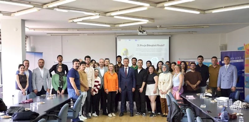 Çorlu Belediyesi Gençlerin Yanında