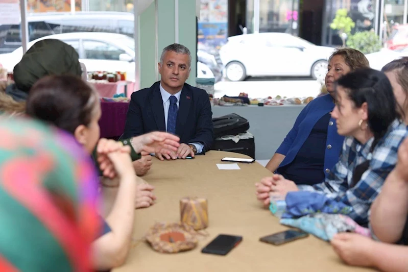 BAŞKANIMIZ KAŞÜSTÜ MAHALLEMİZDE BULUNAN KADIN ÜRETİCİLER PAZARINI ZİYARET ETTİ