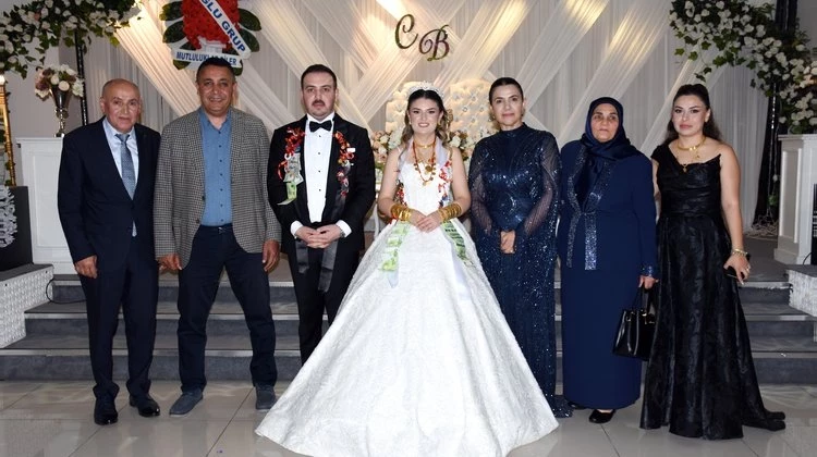 BAŞKANIMIZ, BUKET DEMİR VE CANER AYDIN KARDEŞLERİMİZİN DÜĞÜN MERASİMLERİNE KATILIM SAĞLADI