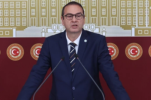 İYİ Partili Uz