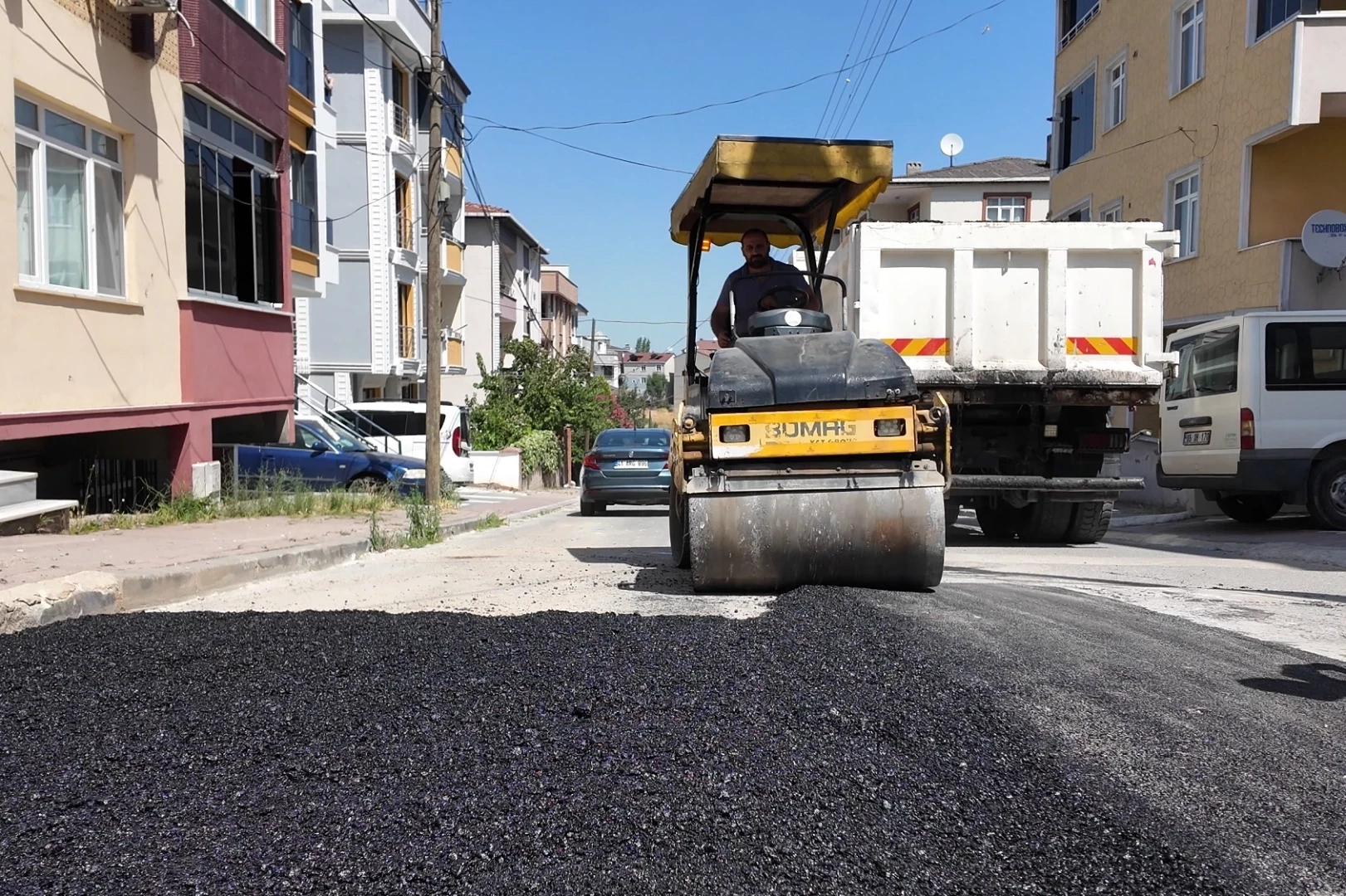 Kocaeli Çayırova’da üst yapı çalışmaları devam ediyor