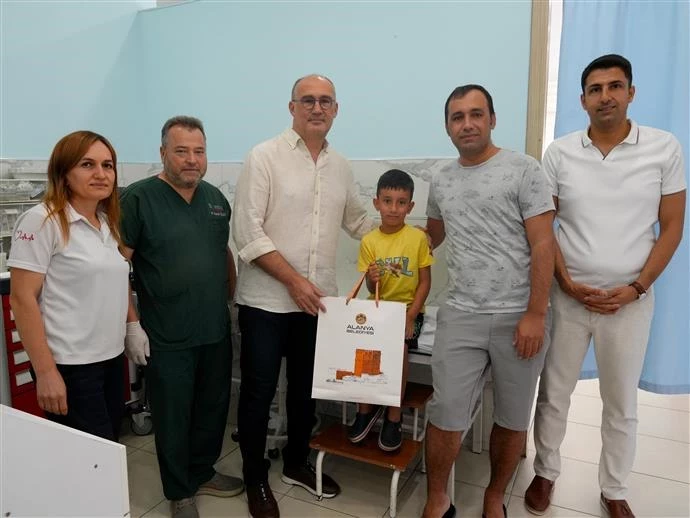 ALANYA BELEDİYESİ’NDEN ÜCRETSİZ SÜNNET HİZMETİ