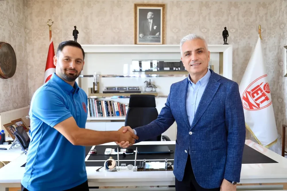 İETT KAPTANINDAN ÖRNEK DAVRANIŞ