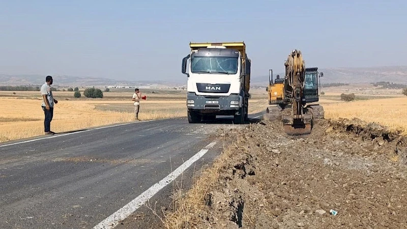 Büyükşehir’den Maksutuşağı’na Konforlu Ulaşım; Yolun Genişliği 2 Katına Çıkarılıyor