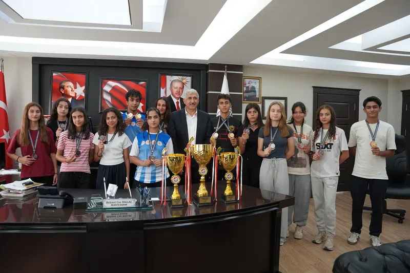 Kahta Belediyesinden Spora Tam Destek, Sahada Büyük Zaferler